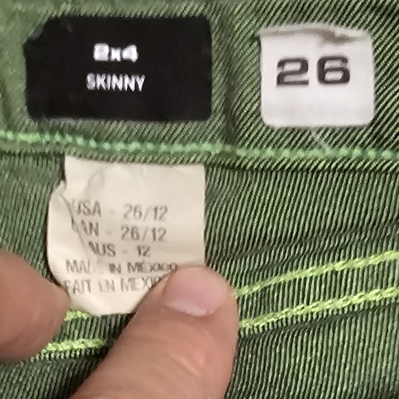 Volcom 2x4 skinny jeans Lime Green 💚 Sz 26 - Picture 5 of 8